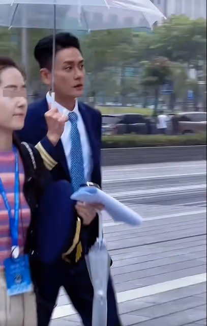 新劇即將開播!TVB前當家小生內地綜藝再現《衝上雲霄》,公開回應整容質疑