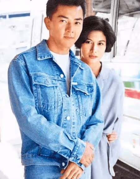 56歲鄭伊健夫婦日本被偶遇,蒙嘉慧日語流利對話,已融入當地生活