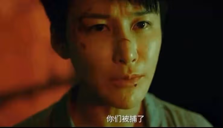 演「變態」！這一次，有「頭髮」的包貝爾，終於令觀眾拍案叫絕了