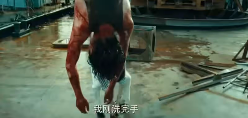 演「變態」!這一次,有「頭髮」的包貝爾,終於令觀眾拍案叫絕了