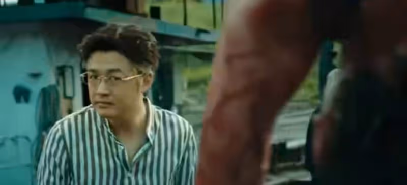 演「變態」!這一次,有「頭髮」的包貝爾,終於令觀眾拍案叫絕了