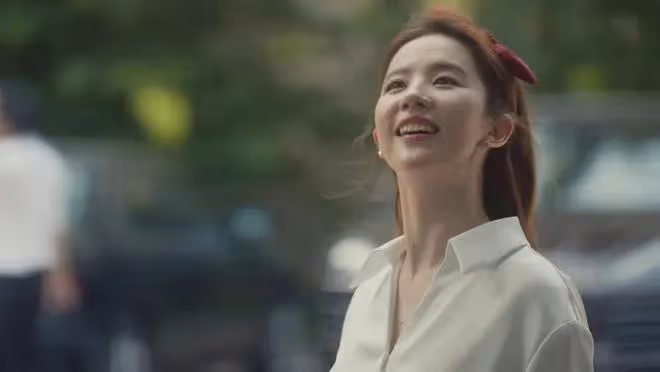 劉亦菲太美太牛了!《玫瑰的故事》首播單集10廣,收視率飆到1.9