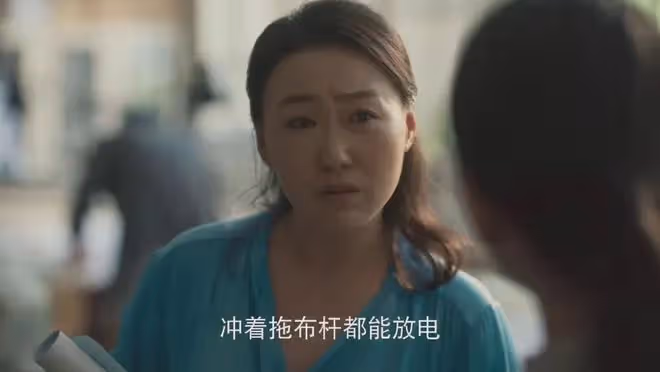 劉亦菲太美太牛了!《玫瑰的故事》首播單集10廣,收視率飆到1.9