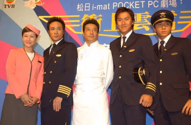 62歲港星竟cosplay扮哪咤，一改冷酷嚴肅形象！30年前就惡搞過王菲