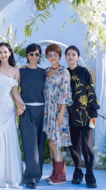 47歲馬伊琍顏值大回春，波西長裙纖挑優雅，面容飽滿仿佛30齣頭