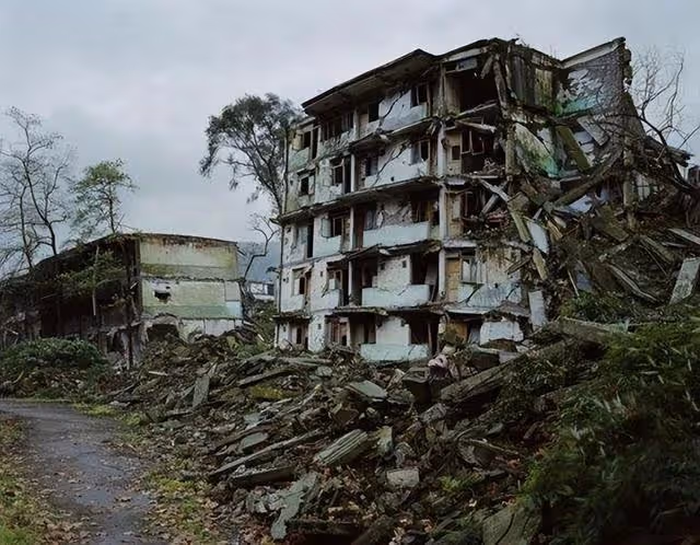 回顧地震中喪失雙腿的廖智,6年後再嫁華裔學霸,兒女雙全很幸福