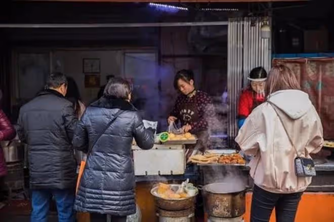 回顧:安徽女學生扶老人反被訛,家屬威脅:不拿錢就養我們一家