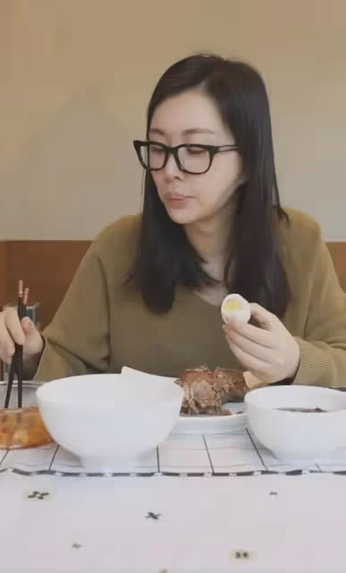 田朴珺早餐引爭議:起床後蓬頭垢面不洗臉不刷牙,先吃一斤醬牛肉