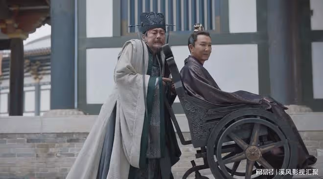 陳萍萍的輪椅是大殺器,為葉輕眉重傷慶帝,結局虐哭無數讀者!