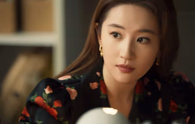 玫瑰的故事:黃亦玫爬上莊國棟的床,她還未成年?難怪黃振華憤怒
