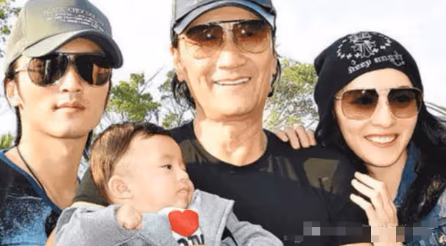 張柏芝親子鑑定揭露謝賢尷尬,謝霆鋒生活陷入混亂
