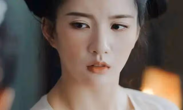 《墨雨雲間》硬撞《玫瑰故事》於正吳謹言能否勝劉亦菲?