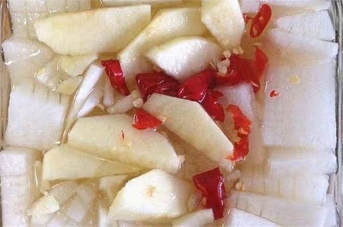 白蘿蔔泡菜怎麼泡又脆又好吃?學會湖南這種特色做法,脆爽開胃