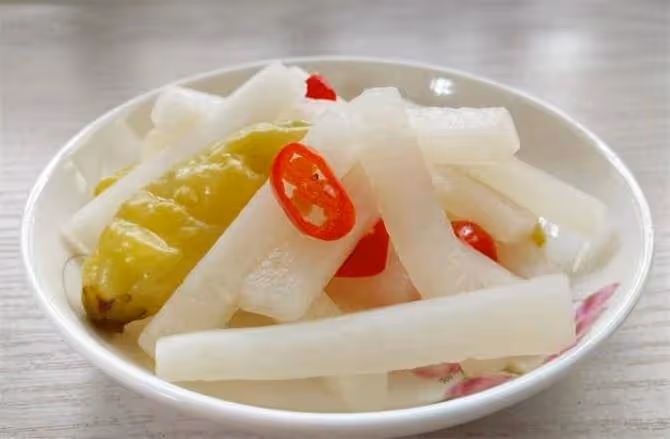 白蘿蔔泡菜怎麼泡又脆又好吃?學會湖南這種特色做法,脆爽開胃