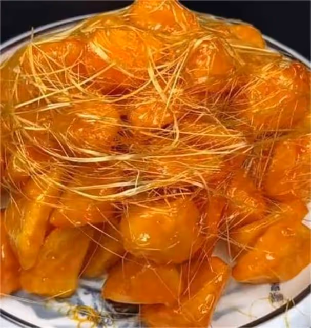 拔絲紅薯怎麼做?大廚分享控制油溫和熬糖的小技巧,口感爽脆清甜