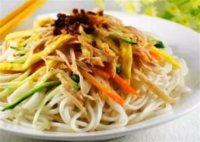 油絲面是什麼原料做的?油絲面和朝鮮面一樣嗎?