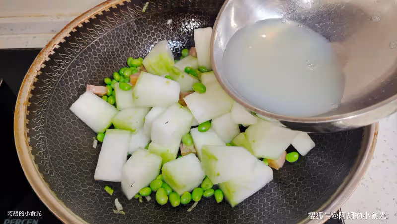 冬瓜和它絕配,知道的人不多!燉一燉清爽一鍋鮮,一口鮮潤十足、滿口好味道