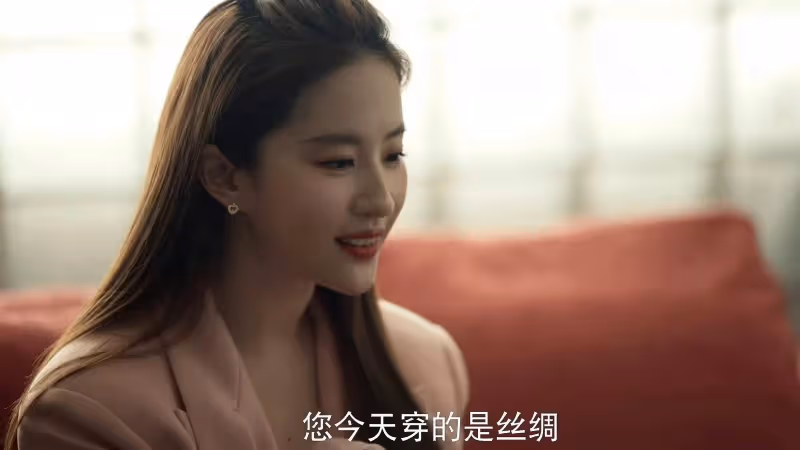 劉亦菲跟「女配們」同框對比:有些女演員真不怕被「艷壓」