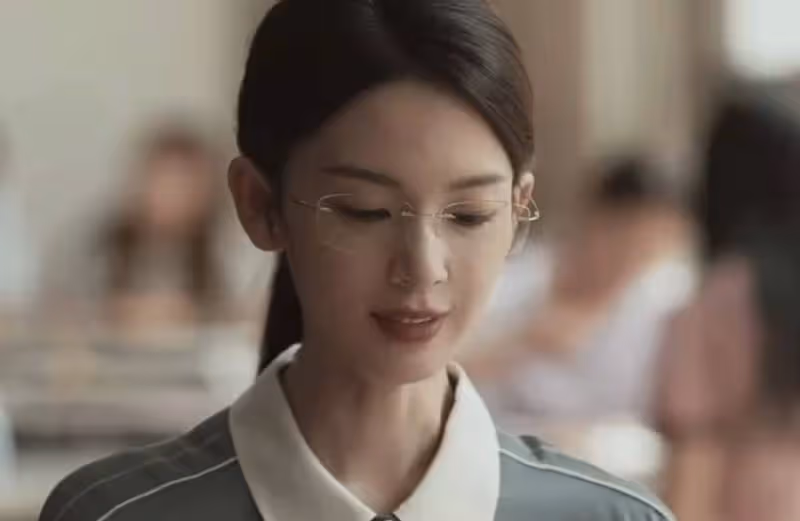 劉亦菲跟「女配們」同框對比:有些女演員真不怕被「艷壓」