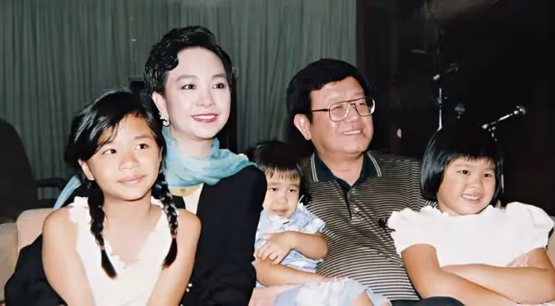 曾是一代玉女歌手,得癌症卻與朋友開派對,曾與鍾鎮濤淡戀愛分手收場