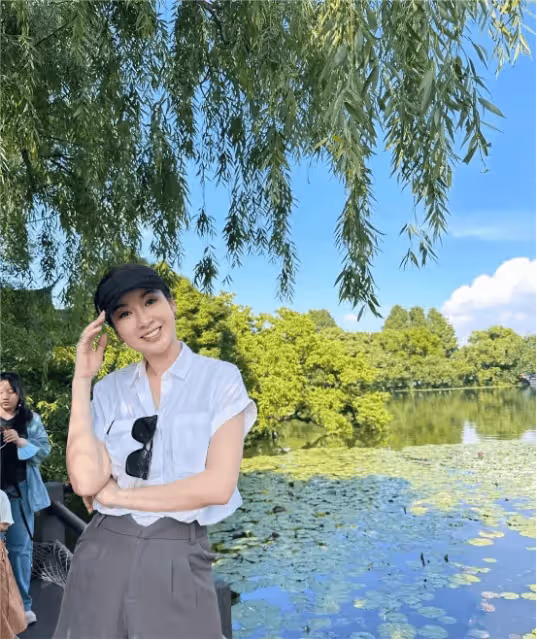 TVB八億富婆在內地購置2000萬豪宅,因高調分享奢侈品,被網友質疑炫富