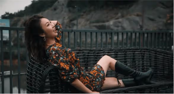TVB八億富婆在內地購置2000萬豪宅,因高調分享奢侈品,被網友質疑炫富