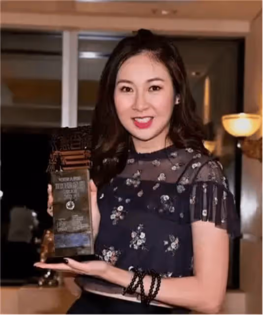TVB八億富婆在內地購置2000萬豪宅,因高調分享奢侈品,被網友質疑炫富