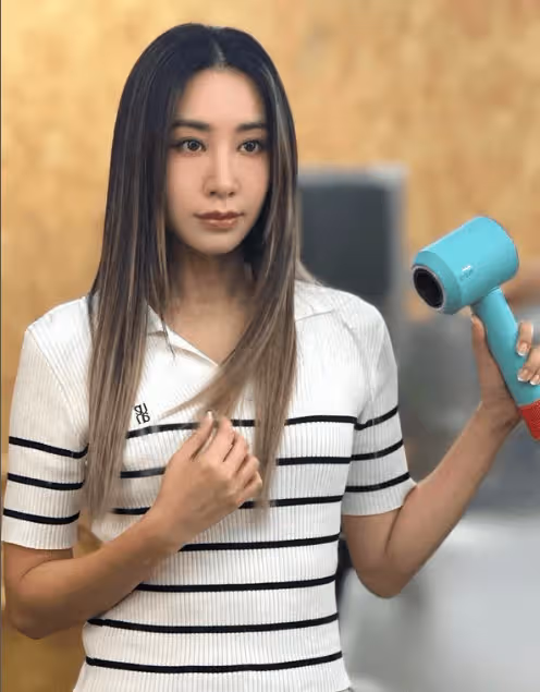 組合知名度曾經比肩Twins,吳雨霏女兒先天性心臟病,停工陪伴
