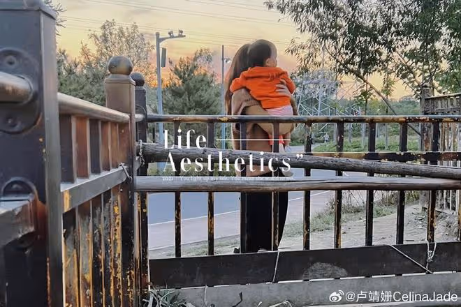 韓庚卡點曬照為盧靖姍慶生,1歲混血女兒罕出鏡,一家三口超幸福