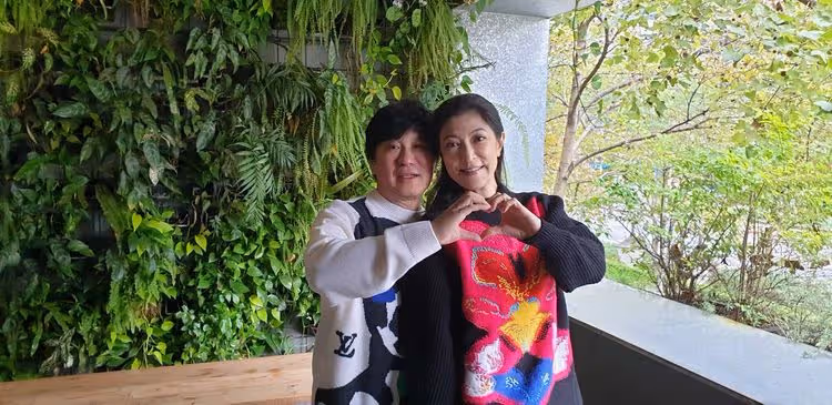 胡瓜65大壽！丁柔安送上百萬特斯拉　用行動撇「離婚」傳言