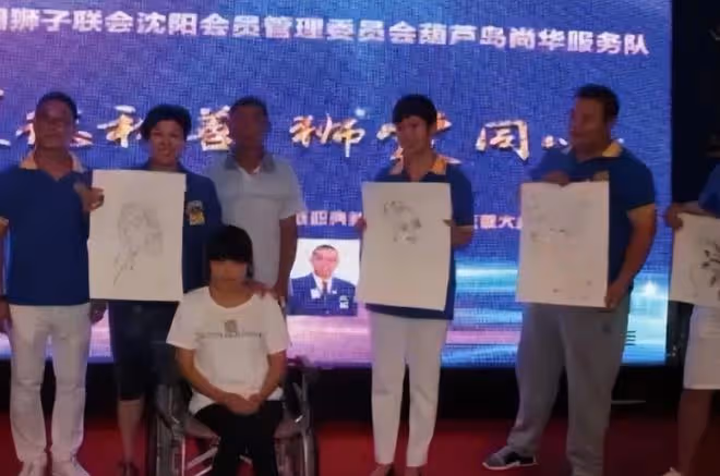 97年,35歲遼寧男子收養殘疾棄嬰,孩子長大後,在節目上為父徵婚