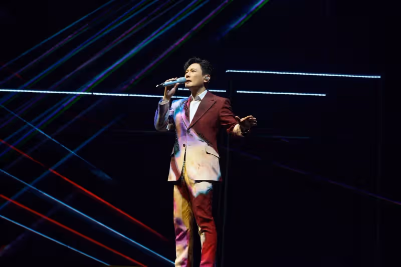 張信哲端午中東杜拜開唱　台下驚見超大咖女星也來了