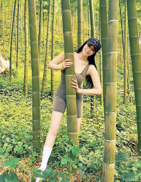 鍾麗緹「腰臀比」真好，身材豐腴有肉又纖細，53歲拼「四胎」有望
