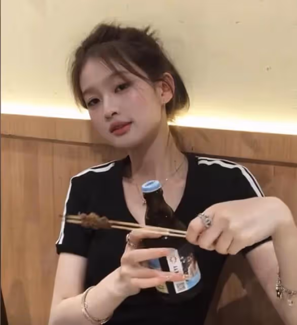王思聰回應私生子事件後,黃一鳴刪視頻,前任小羽開啟嘲諷模式
