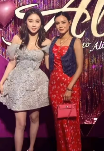 何超欣25歲生日,富貴生日宴十分奢華,四太家族送千萬大禮