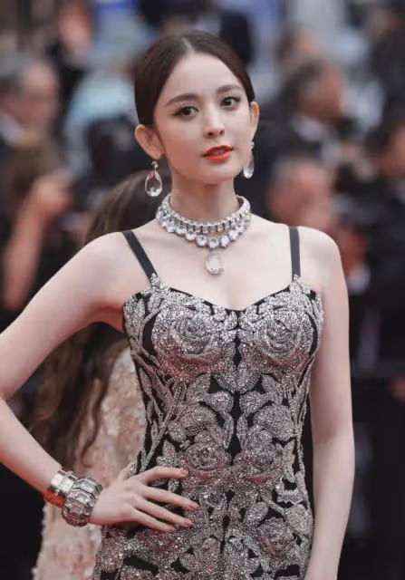 盤點娛樂圈20位性感女神,天使容顏魔鬼身材,你最喜歡哪一位?