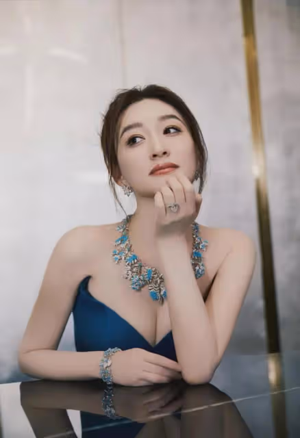 盤點娛樂圈20位性感女神,天使容顏魔鬼身材,你最喜歡哪一位?