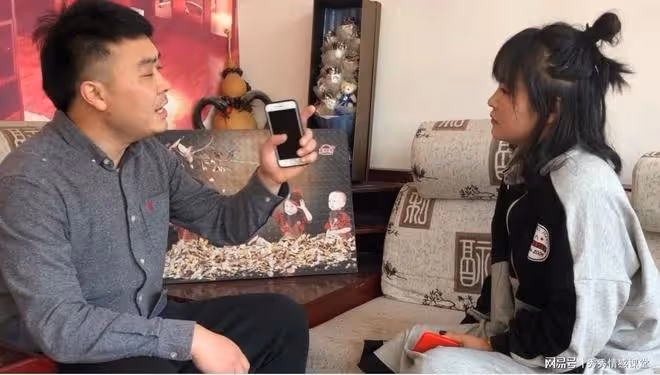 妻子出軌和48歲上司在一起,狠心將我拋棄,2年後卻哭喊著要復合