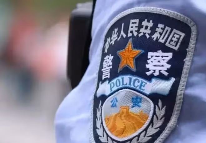 2014年,深圳好心司機救助摔倒老太,反被訛,結局卻大快人心