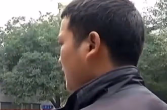 2014年,深圳好心司機救助摔倒老太,反被訛,結局卻大快人心