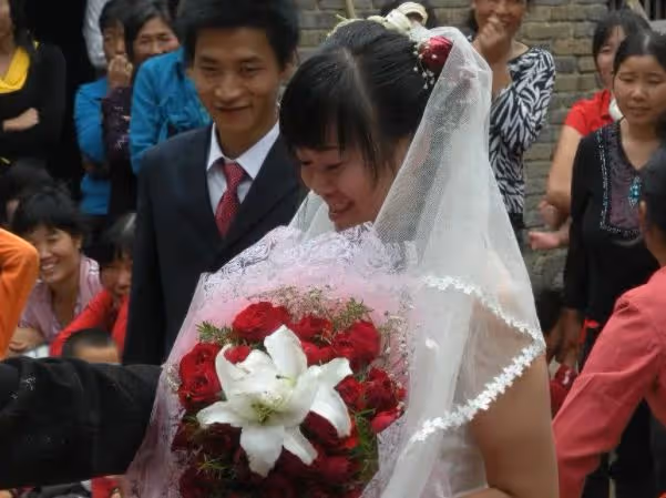 回顧老太有5個兒子照顧,被活生生餓死,被判刑的兒子卻大感冤枉