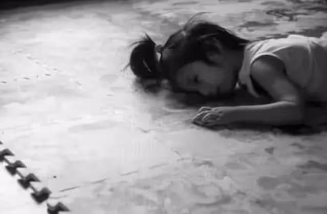 2013年女子為了「玩」,將2個孩子活活餓死,法院:故意殺人罪