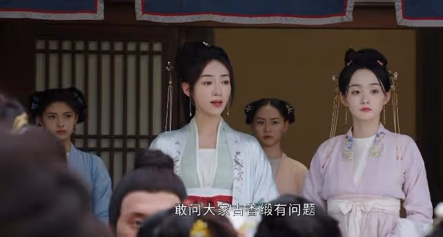 女演員長相多重要？同樣37歲，張雨綺跟何泓姍演一部劇，差距明顯