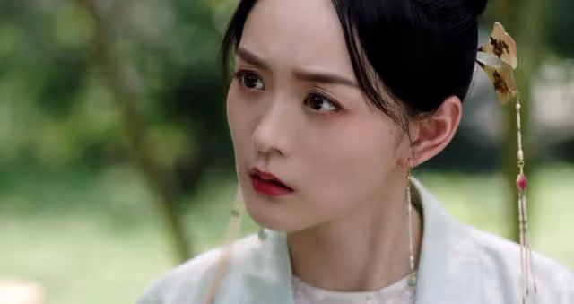 女演員長相多重要？同樣37歲，張雨綺跟何泓姍演一部劇，差距明顯