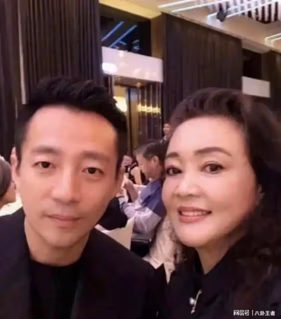 汪小菲差點成汪峰接盤俠!張蘭極力撮合章子怡,做汪家的新兒媳