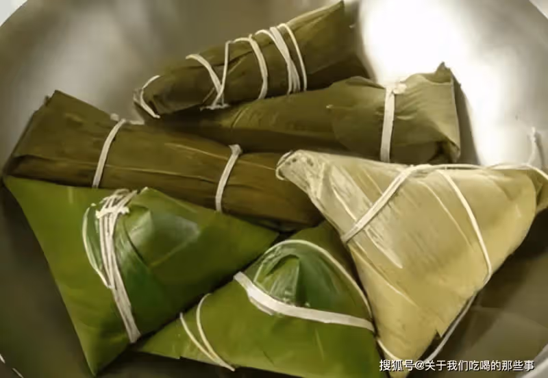 保存粽子,直接放冰箱易返生變硬,教您一招,放半年跟新包的一樣