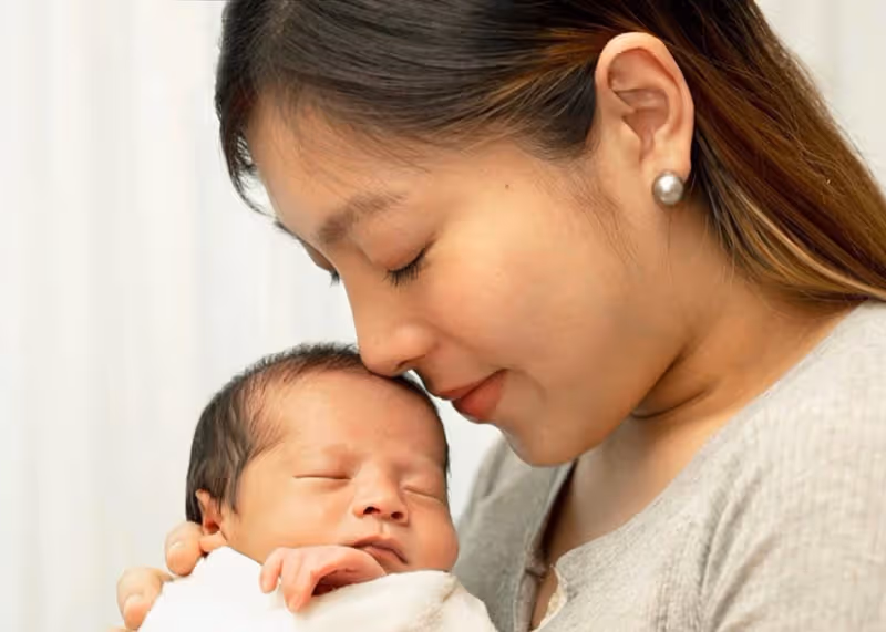 恭喜!香港知名女星文雪兒再度當外婆,小女兒曬照宣布二胎生子