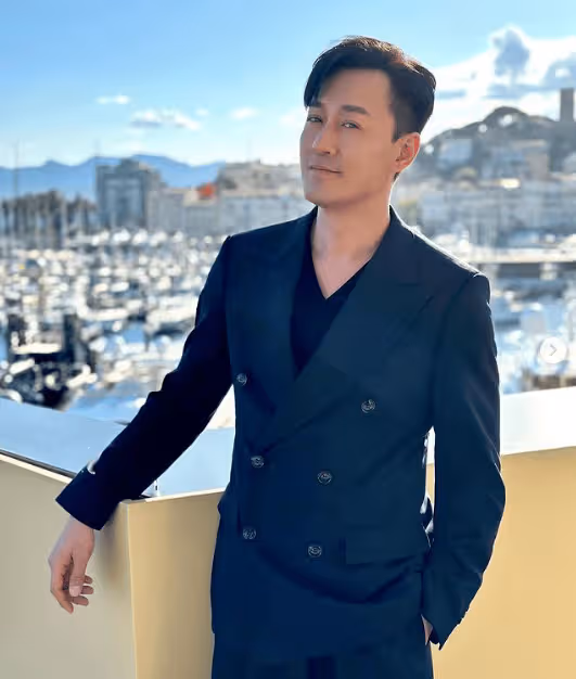 TVB前當家小生老婆因照片穿著露內褲而備受爭議，網友：過度性感