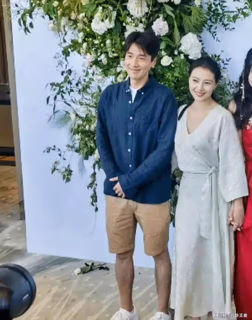砸場子?高圓圓趙又廷參加婚禮搶盡風頭,兩人無視主人大秀恩愛
