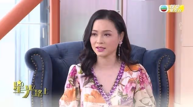 TVB花旦曾跟圈中人交往,因生育問題導致分手,53歲單身不覺遺憾